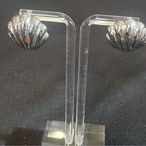 Vintage Signed Monet Silver Tone Shell Earrings Pierced Earrings